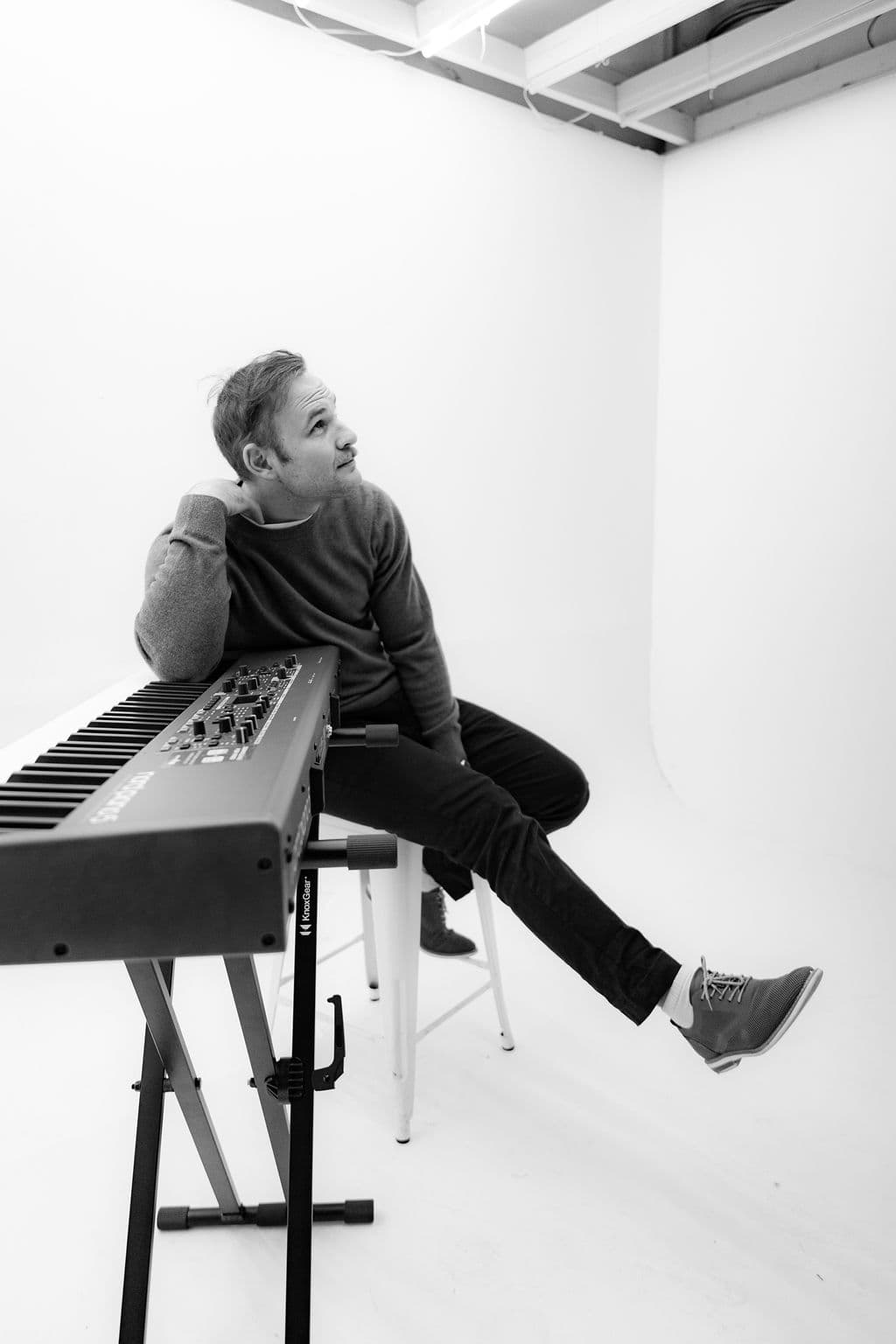 curiousman photobyjoy 37 - Black & White