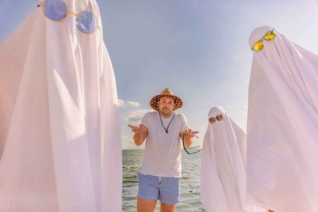 beachghosts 5 - Ghosts On The Beach